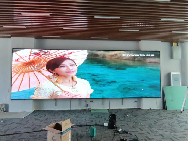 富民P1.53led小间距屏安装案例